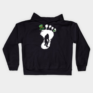 Funny Bigfoot St Patricks Day 2023 Foot Shamrocks Women Kid Kids Hoodie